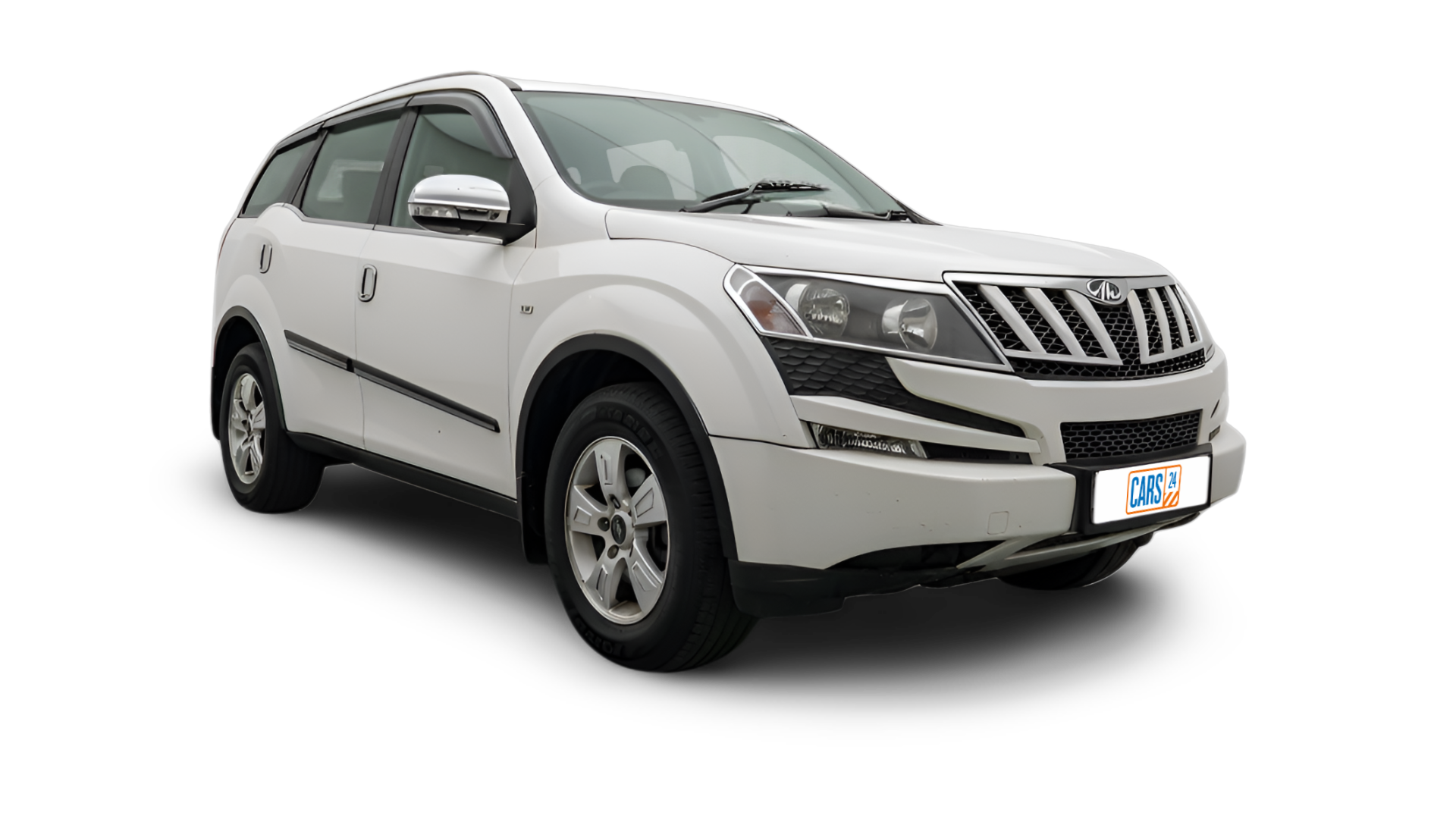 Mahindra XUV500-img